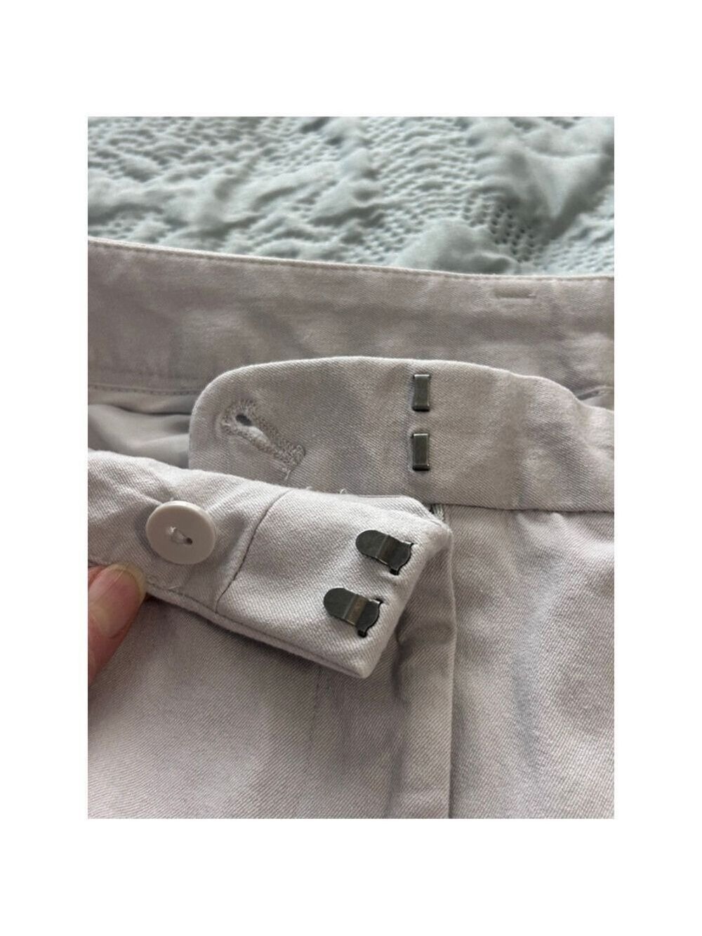 Lane Bryant Light Gray Capri Pants Plus Size 18 Slim Polished Crop - Picture 10 of 13